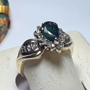 Estate 1.15cttw Natural Pear Cut Emerald &Halo Diamond shrimp 10Kt YG Ring#17201